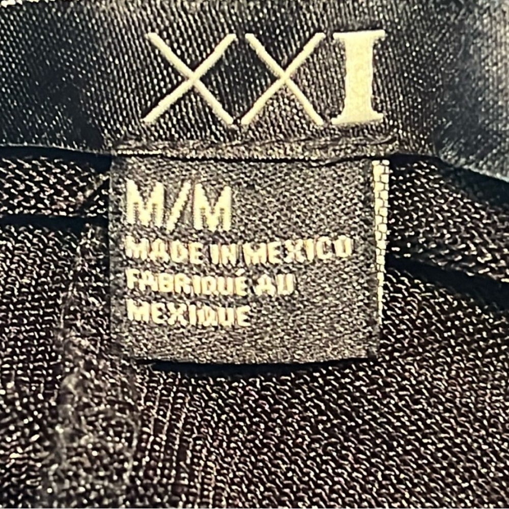 XXI Sparkle Top - Picture 3 of 4